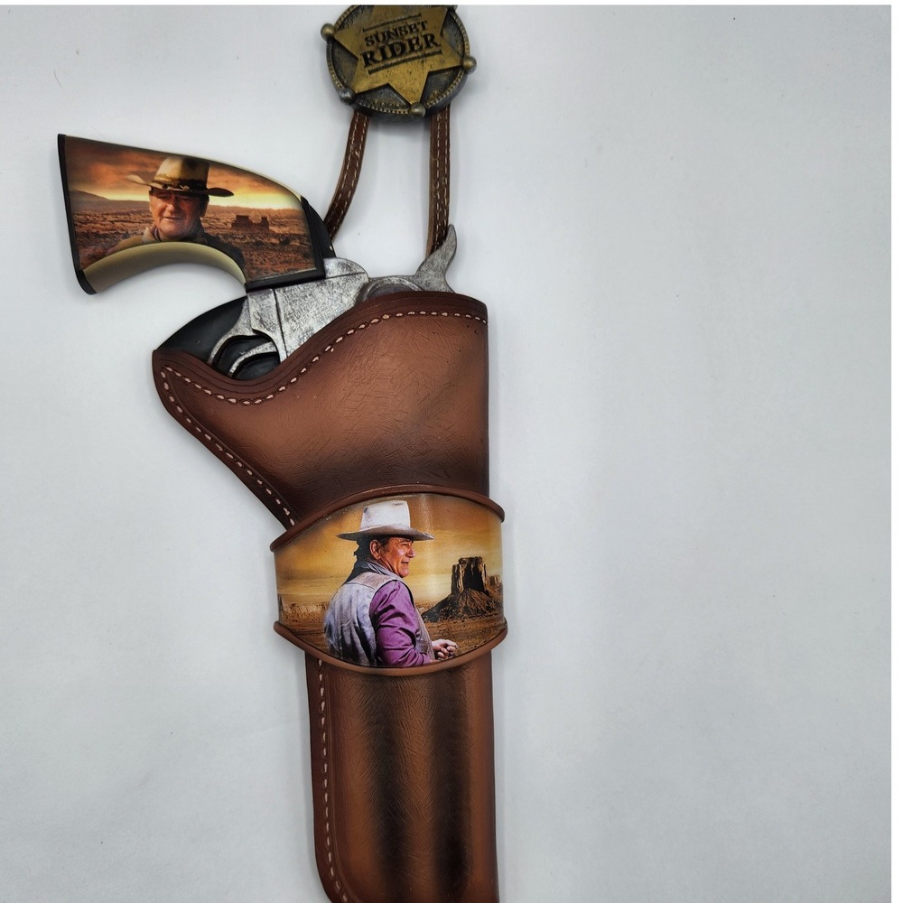 Bradford Exchange John Wayne Sunset Rider Straight Shooter Wall Decor A0543